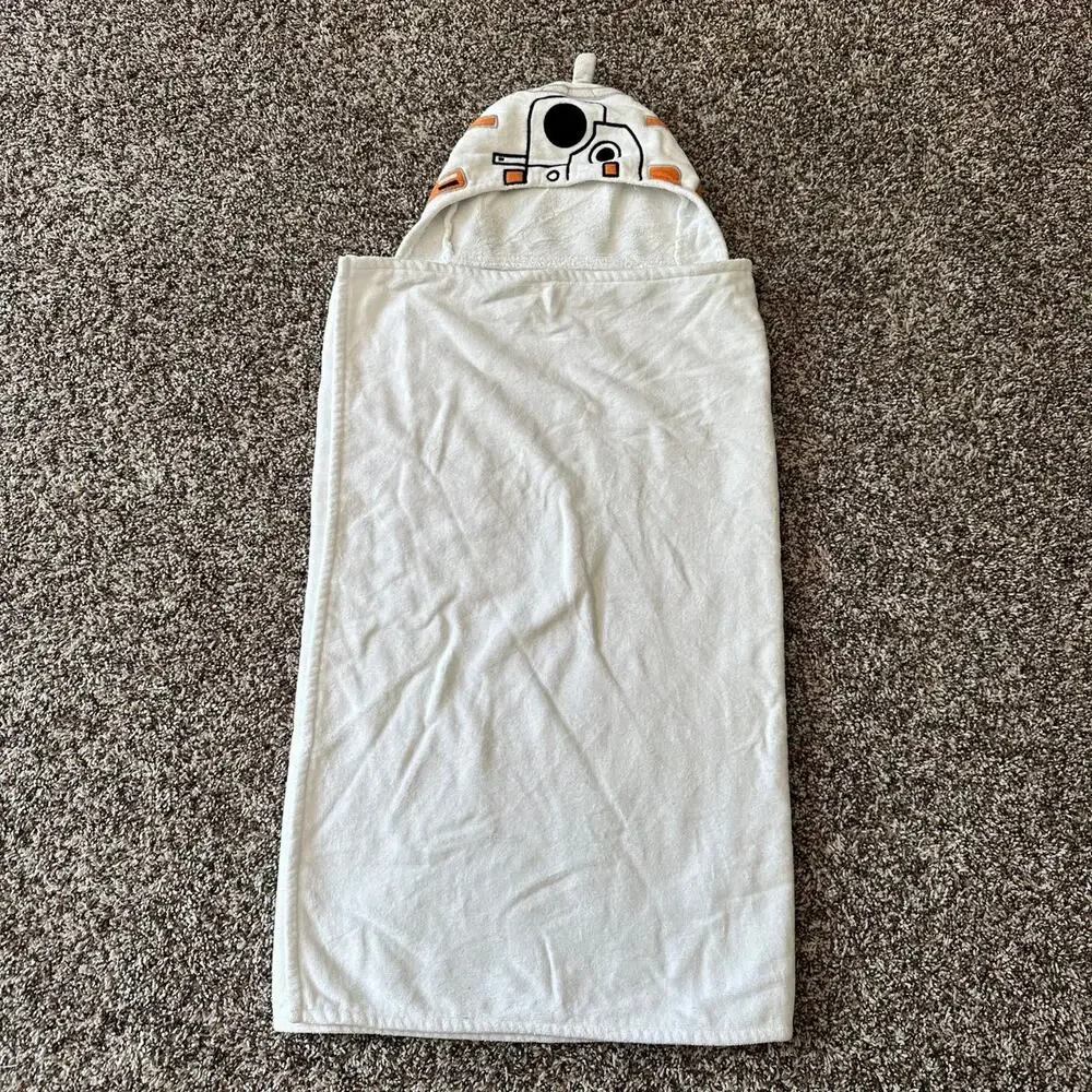 Pottery Barn Kids Star Wars hooded beach towel pool towel BB8